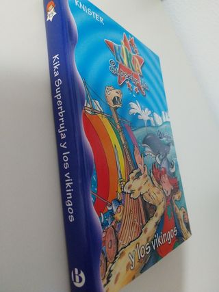 Kika Superbruja y los vikingos (Kika superbruja/ Kika Superwitch) (Spanish Edition)