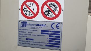 INYECTORA PLASTICO ELECTROMODUL