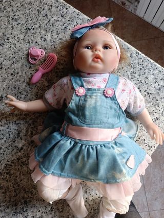Muñeca bebe tipo reborn