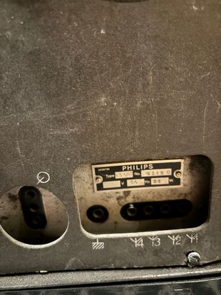Radio antigua de valvulas philips 936 A