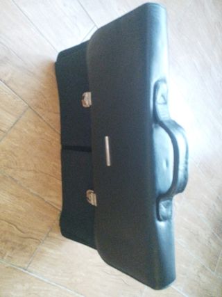 Maletín porta documentos