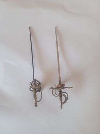 MINI ESPADAS ANTIGUAS
