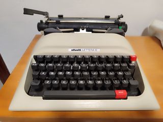 Maquina escribir olivetti Lettera 12