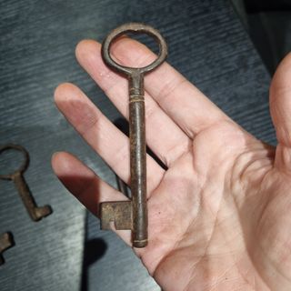 Lote 5 llaves antiguas 