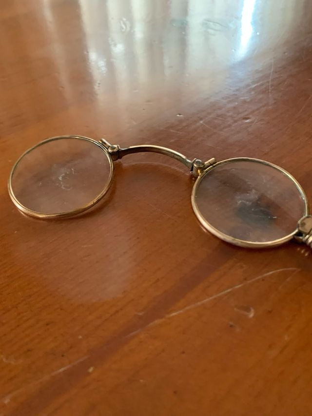 Occhiali vintage richiudibili