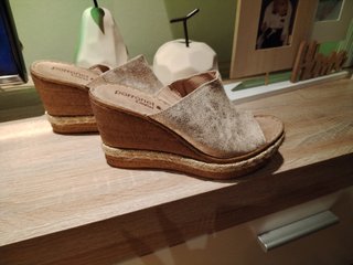 Zuecos plataforma verano