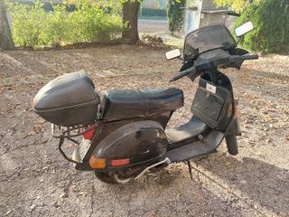 Vespa TX 200 gasolina clásica