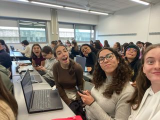 Profesora de repaso de Inglés