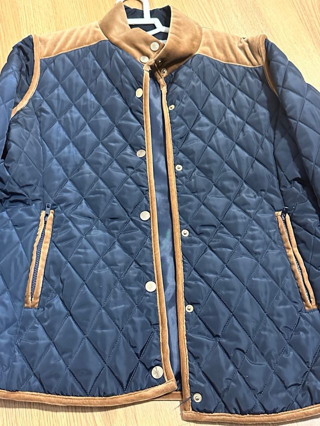 Chaqueta acolchada con mangas extraibles