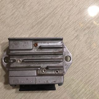 Regulador voltaje vespa px 200 ORIGINAL