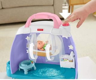 Fisher price maletin Little People bebes