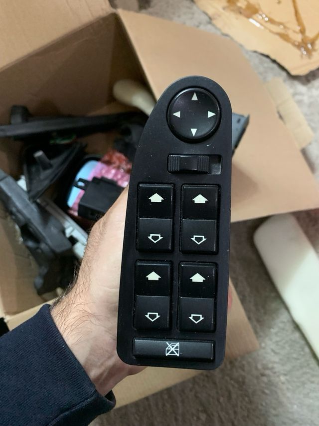 Botonera elevalunas y espejos e39 bmw