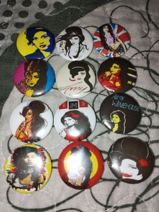 Lote 12 chapas Amy Winehouse rock 