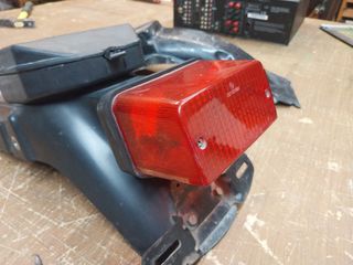 Piloto trasero paso rueda yamaha sr 250