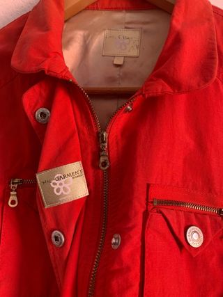 Chaqueta roja Amichi