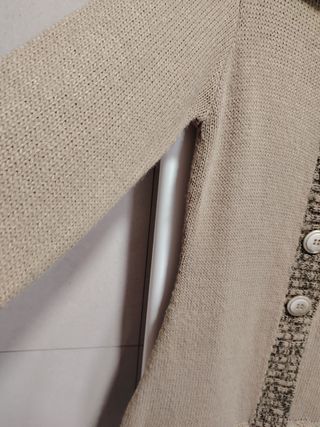 Abrigo o rebeca larga de lana