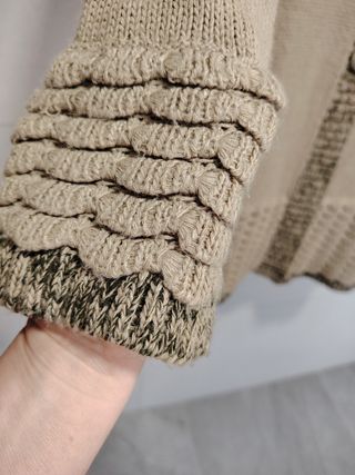 Abrigo o rebeca larga de lana