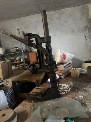 Soporte para poner taladro electrico