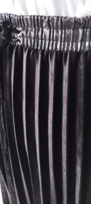 Gonna velluto liscio plissettata nero tg S Itrend