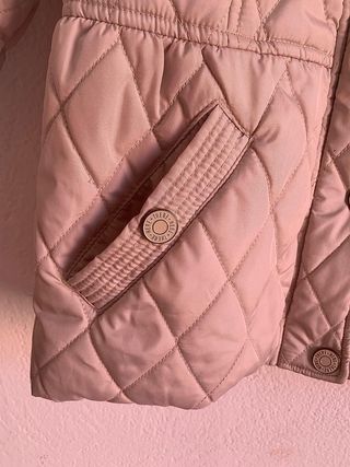 Chaqueta plumas acolchada crema