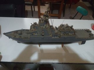 Maqueta barco de guerra