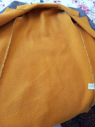 Cappotto a quadri con interno giallo