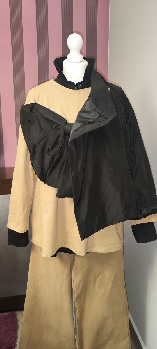 Sudadera Camel con lazo 🎀 negro grande