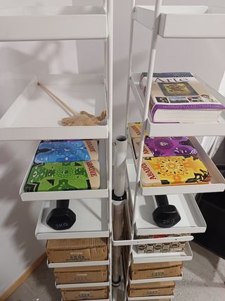 EXPOSITOR GIRATORIO CON 16 BANDEJAS