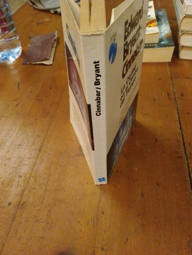 Cinnabar. La ciudad en el centro del tiempo