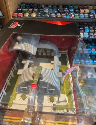 Disney Pixar Cars Sarge Precision Playset