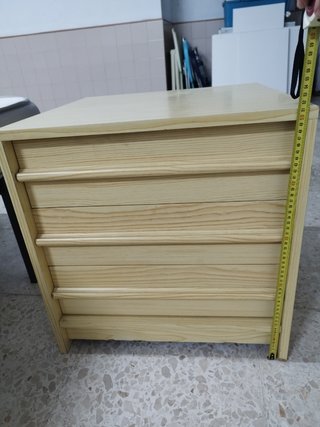 Cama de 90 completa  + mesita de noche