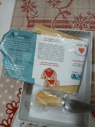 Tagliere e coltellino per formaggio 