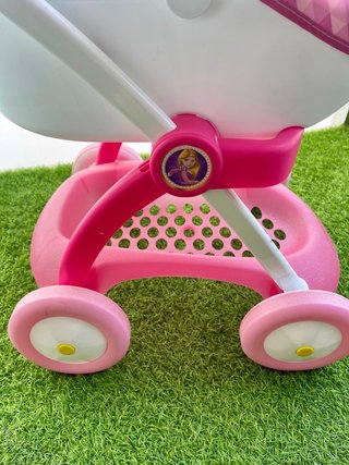 Urge vender! Cochecito muñecas princesas