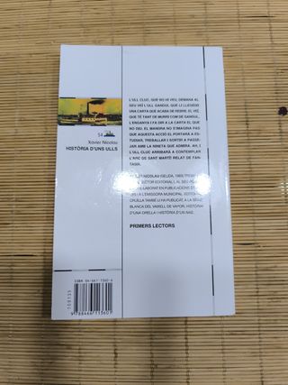 Història d'uns ulls (El Barco de Vapor Blanca) (Catalan Edition)