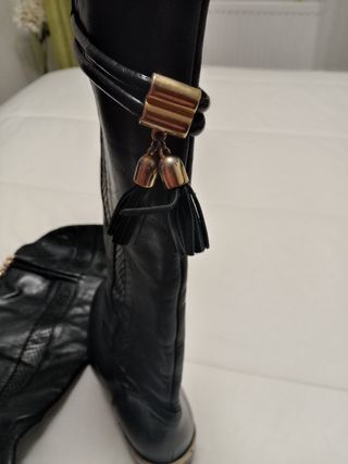Botas altas negras