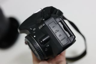 Nikon D5300 en excelente estado con accesorios