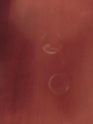 Mesa de salón isabelina y sillas