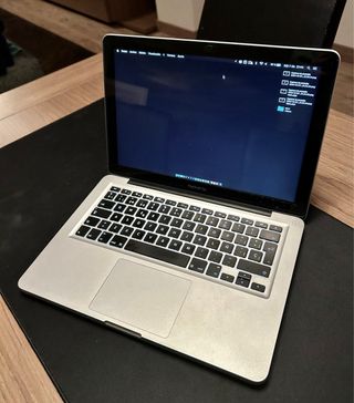 MACBOOK PRO i5 13”