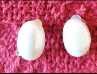 Pendientes de perla de pinza