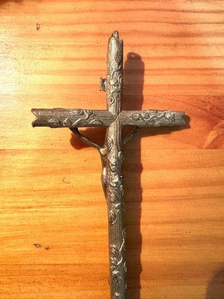 ANTIGUO CRUCIFIJO DE BRONCE