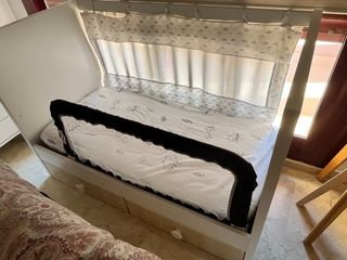 Cuna de ikea Stuva + colchón. cajones, evolutiva 