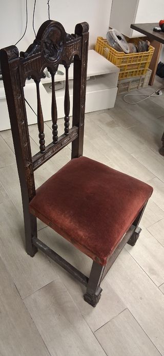 Sillas antiguas de ROBLE Y TERCIOPELO