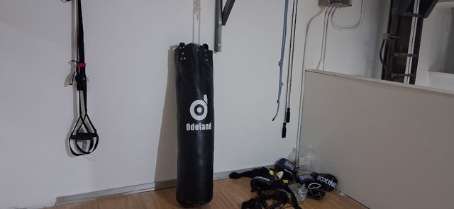 Saco de boxeo y bola
