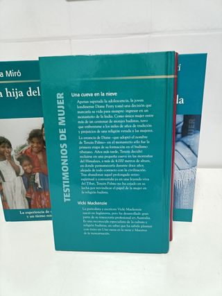 Colección de libros, Relatos de mujer.