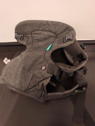 ¡Vendo Mochila Portabebés CAL MA en gris! 👶✨