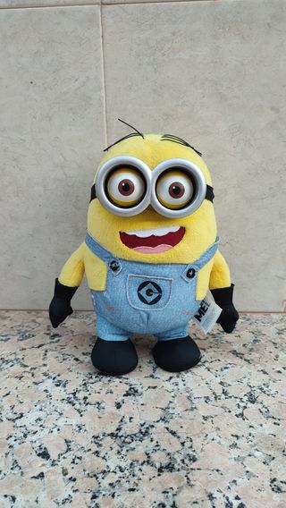 Muñeco peluche minions