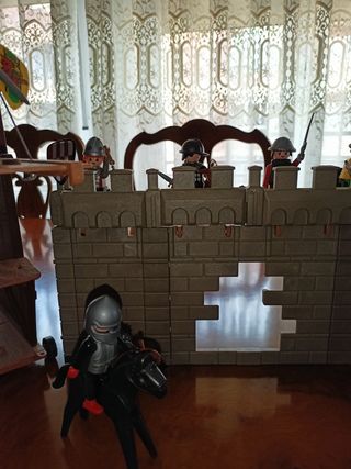 Fortaleza y torre Playmobil. 3123