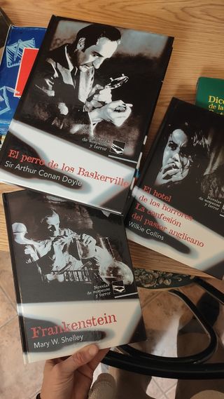 Colección de novelas de suspense-terror
