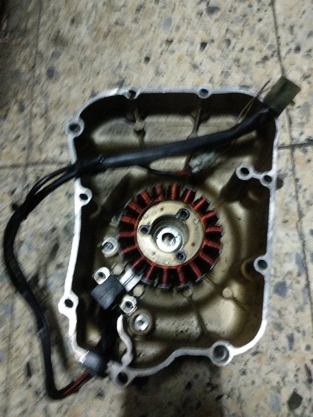 Tapa Seminueva con Stator Yamaha Xmax