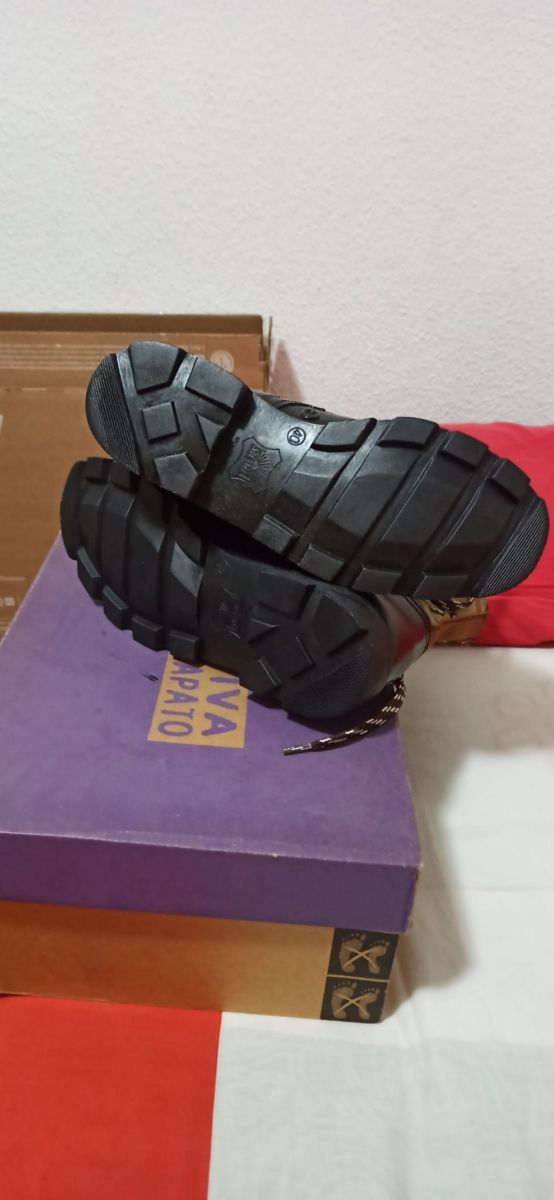 BOTAS DE LA LEGION NUMERO 40